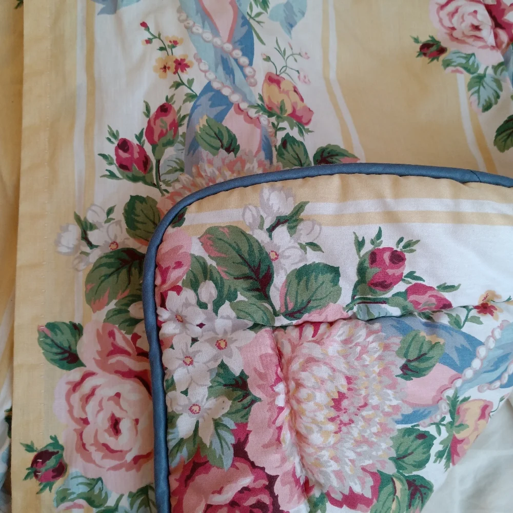 Croscill Vintage Princess Floral & Wide Stripe Standard Shams **Single**